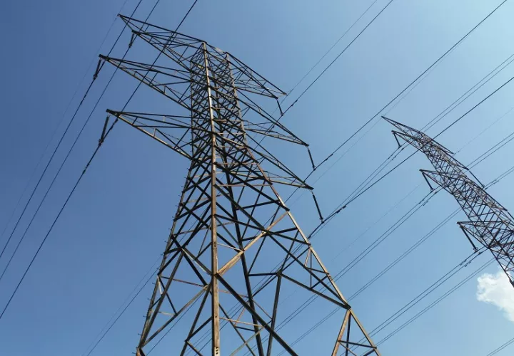 Este proyecto podría reducir la tarifa eléctrica a nivel local.  Foto: Pexels