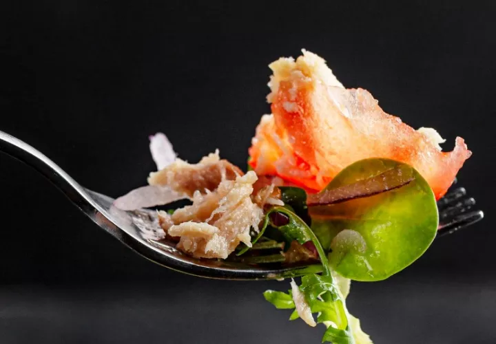 En 2024 el turismo gastronómico superó los $1,09 billones. Foto: Ilustrativa / Freepik