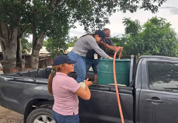 Además del apoyo con el agua potable, se evaluaron las salas de urgencias y áreas de atención médica. Foto. Cortesía.Minsa