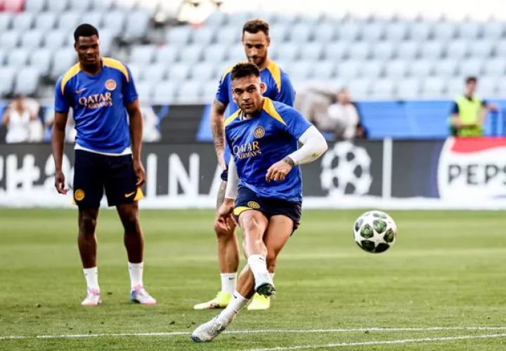 Lautaro MartÍnez durante los entrenamientos del Inter de Milán. Foto: EFE