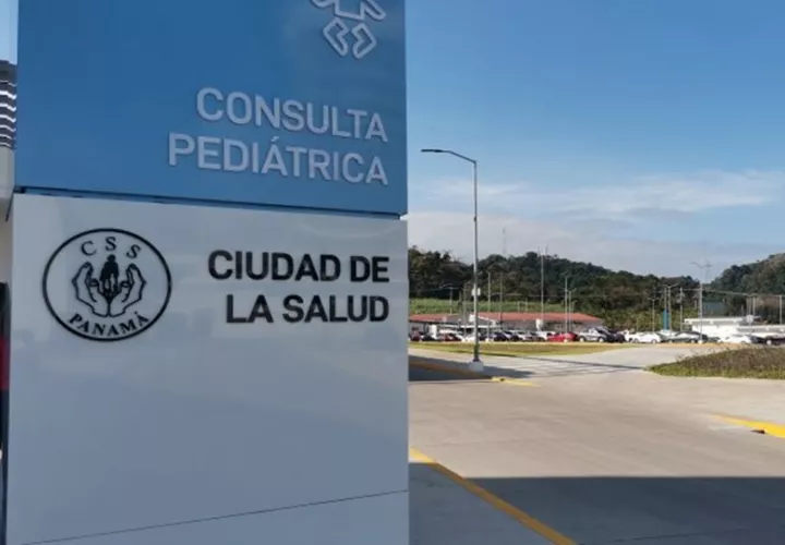 La niña se encuentra en la Ciudad de la Salud. Foto: Cortesía