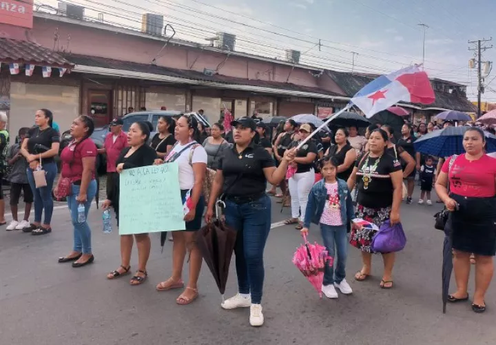 Marcha en Changuinola antes de los cierres.  Foto: Cortesía