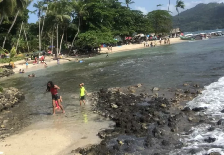 El turismo de playa es uno de los más importantes en la Costa Atlántica. Foto. Diómedes Sánchez