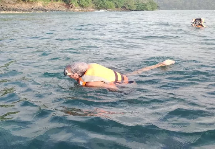 Muchos buscan la oportunidad para el turismo de buceo. Foto. Diómedes Sánchez