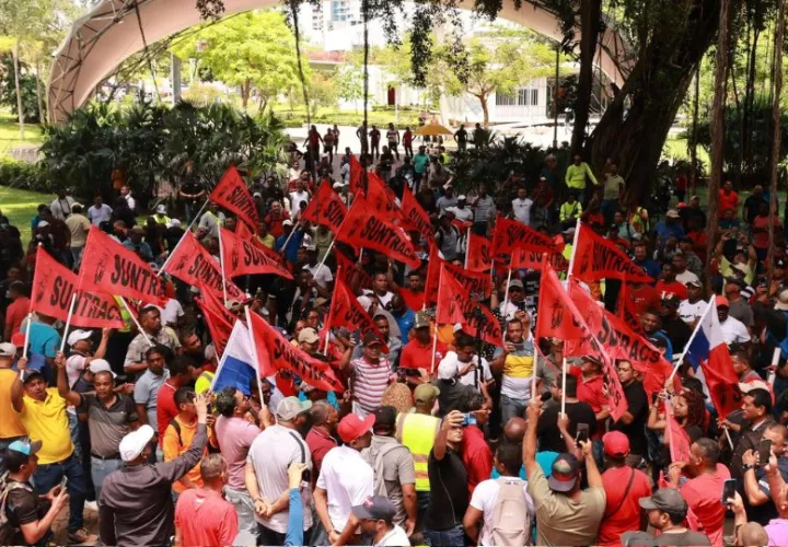 Miembros del Sindicado Único de Trabajadores de la Construcción y Similares (Suntracs). Foto. Cortesía