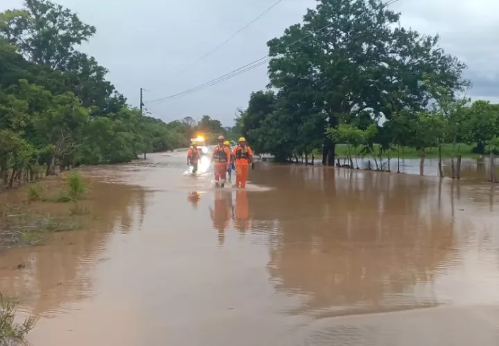 Se informó que en esta región del país el fuerte aguacero duró más de 40 minutos. Foto.Melquiades Vásquez