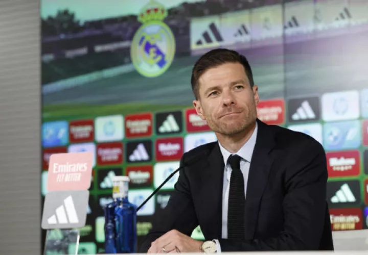 Xavi Alonso en su presentación como nuevo técnico del Real Madrid. Foto: EFE