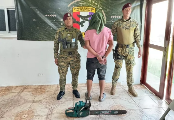 Esta persona fue puesta a órdenes del Ministerio Público para deslindar responsabilidades. Foto: Cortesía.
