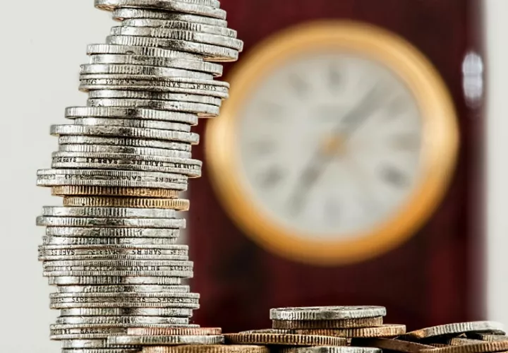 En mayo, el salario promedio pretendido por los hombres fue de $1,054, mientras que el de las mujeres se ubicó en $1,003.  Foto: Pexels