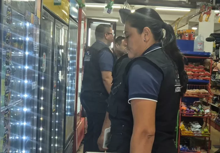 Se investigan posibles casos de acaparamiento de agua, principalmente durante los primeros días de la emergencia. Foto. Thays Domínguez