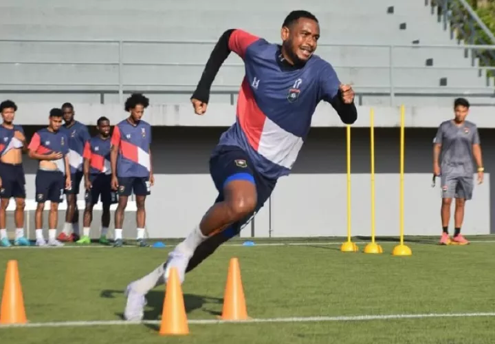 Jugadores de Belice en los entrenameintos. Foto: @footballfederationofbelize