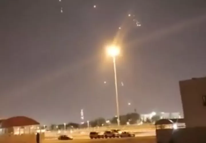 Irán lanzó misiles contra la base aérea Al Udeid en Catar. 