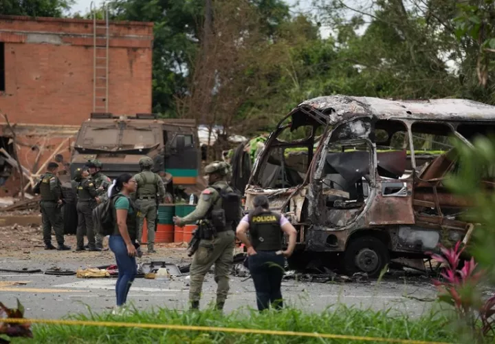 Integrantes de las Fuerzas Armadas de Colombia. Foto: EFE