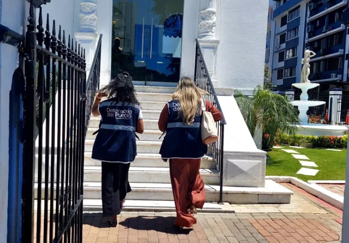 Defensoría presentó este jueves la denuncia. Foto. Cortesía