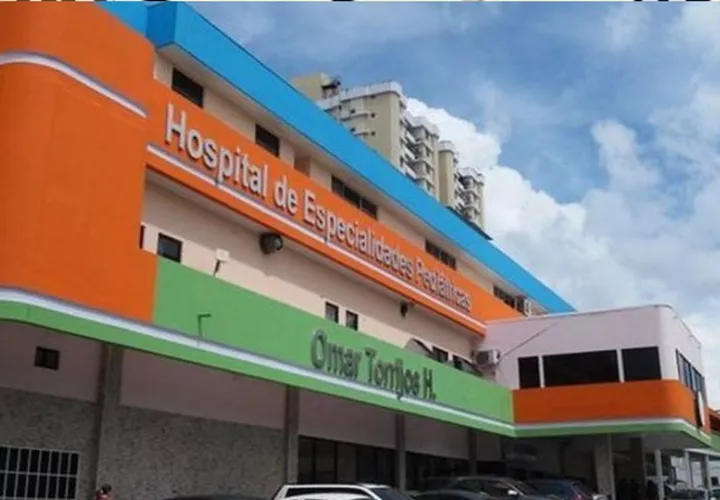 El edificio de Especialidades Pediátricas de la Vía España presenta deficiencias estructurales. Foto: CSS