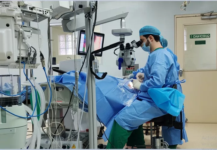 Más de 11 médicos especialistas, algunas de otras unidades policlínicas del país, apoyan en estas jornadas extraordinarias, las cuales se extenderán por los próximos meses. Foto. Cortesía