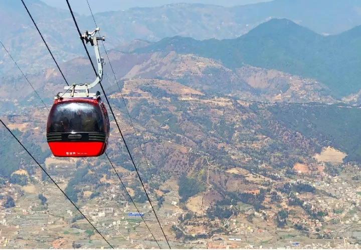 Hay experiencias de teleféricos que conectan ciudades con cerros, como el caso de Bogotá. Foto ilustrativa