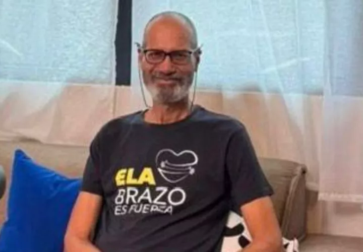 Las camisetas son diseñadas por la reconocida artista panameña Mariana Núñez. Foto: Cortesía