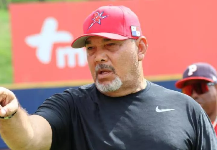 Carlos César Maldonado dirigirá a Panamá U18. Foto: Fedebeis