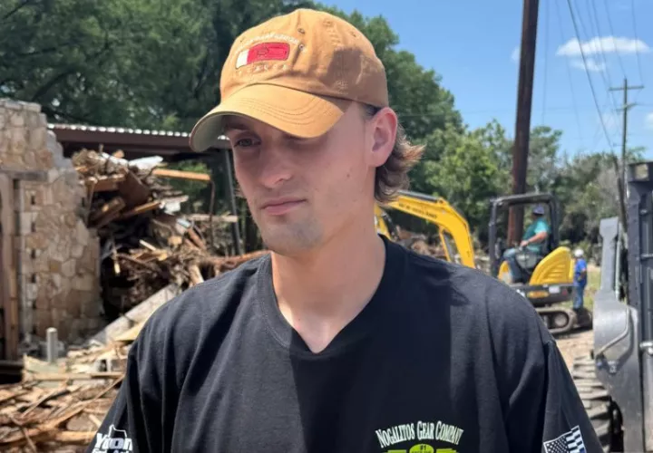 Christian Fell, superviviente de las inundaciones en Texas. Foto: EFE