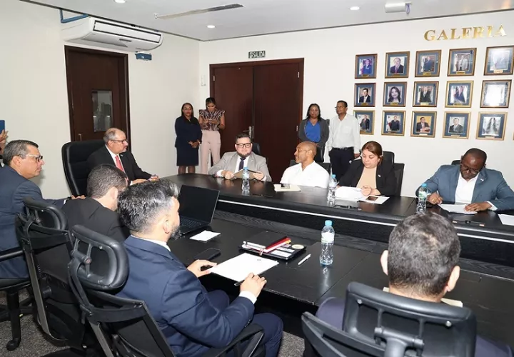 Reunión de la junta directiva, jefes y subjefes de bancada de la Asamblea Nacional.  Foto: Cortesía