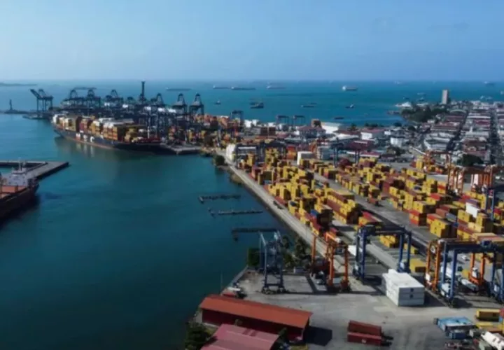  BlackRock que comprará dos puertos en Panamá. Foto: EFE