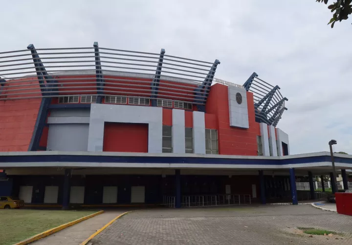 El tabloncillo quedó en mal estado por la humedad.
