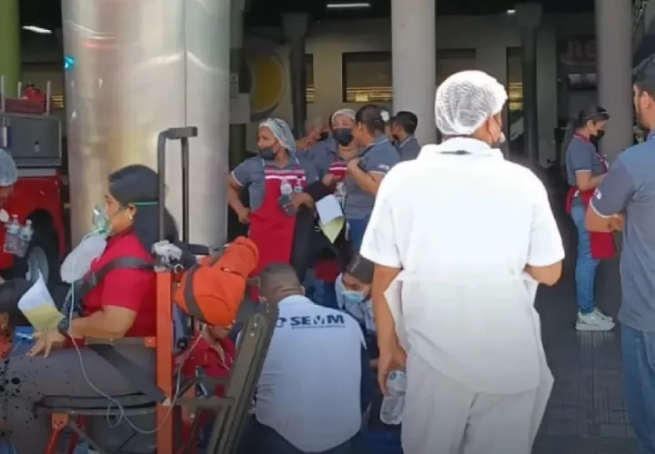 Unas 20 personas fueron evaluadas con síntomas de vómitos y mareos.