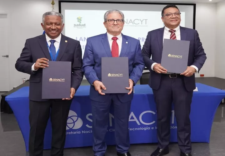 Firma de acuerdo: Foto: Cortesía.