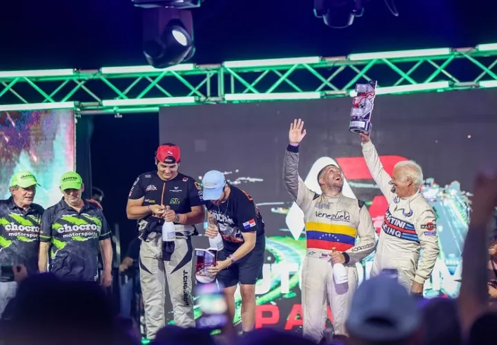 Algunos de los ganadores. Foto: autodromopanama