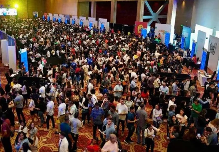 Mizrachi ya organizó con éxito una feria de empleo. Foto: Cortesía