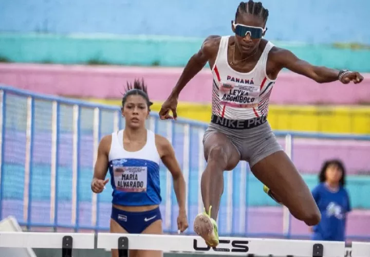 Leyka Archibold ganó dos medallas de plata en los 100 y 400 metros con vallas. Foto: COP