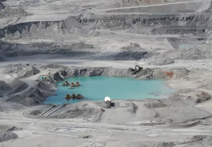 La mina de cobre en Donoso lleva más de un año suspendida tras la declaración de ilegalidad de su contrato con el Estado panameño. Foto: EFE