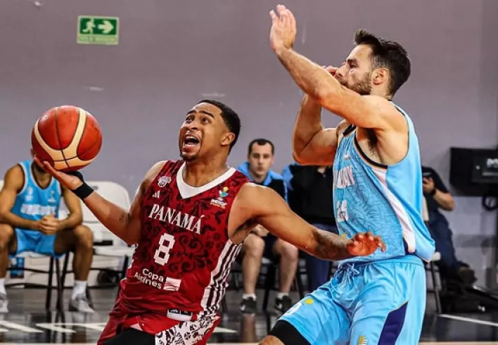 Panamá cayó en su debut ante Uruguay. Foto: Fepaba