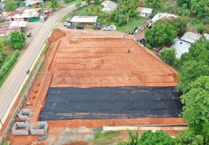 Vista aérea del  proyecto de construcción del Campo Deportivo Rancho Café. Foto: Cortesía. 