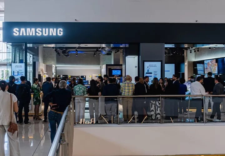 Nueva tienda Samsung en Multiplaza. Foto: Cortesía