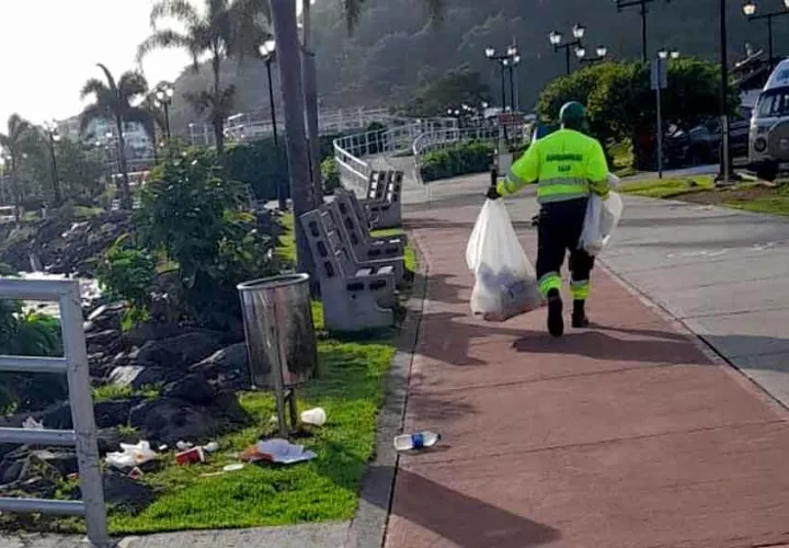 basura-calzada-de-amador-aaud-ovi-moreno-limpieza-desechos_0.jpg