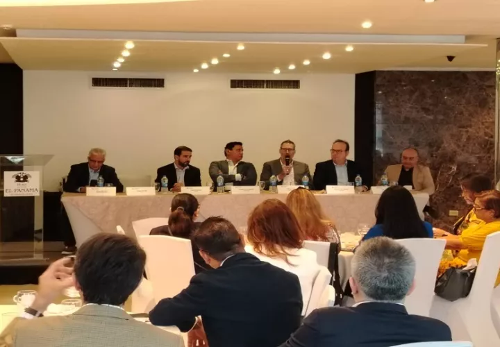 Representantes de la Cámara Minera de Panamá. Foto: Cortesía