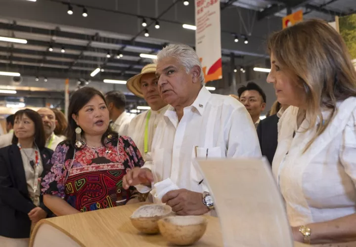 Panamá celebró este sábado su Día Nacional en el marco de la Expo de Osaka. Foto: EFE