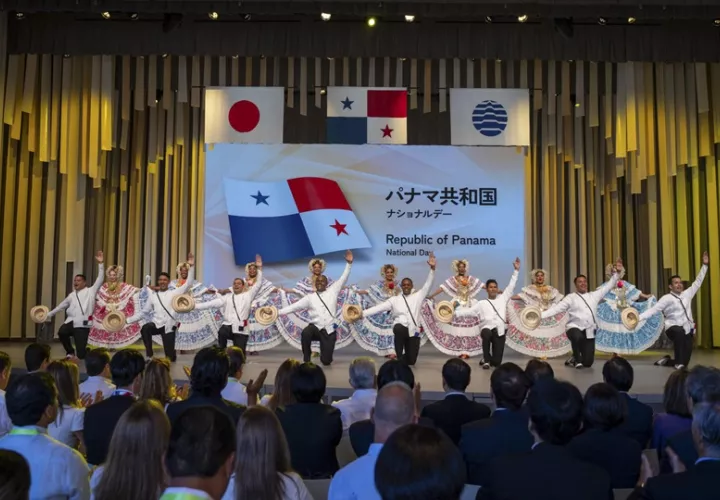 Panamá celebró este sábado su Día Nacional en el marco de la Expo de Osaka. Foto: EFE