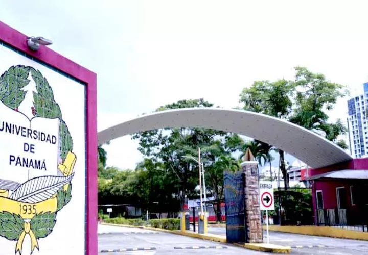 También hay una propuesta para limitar la reelección de los rectores universitarios.