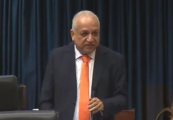  El diputado del partido Realizando Metas (RM), Luis Eduardo Camacho.