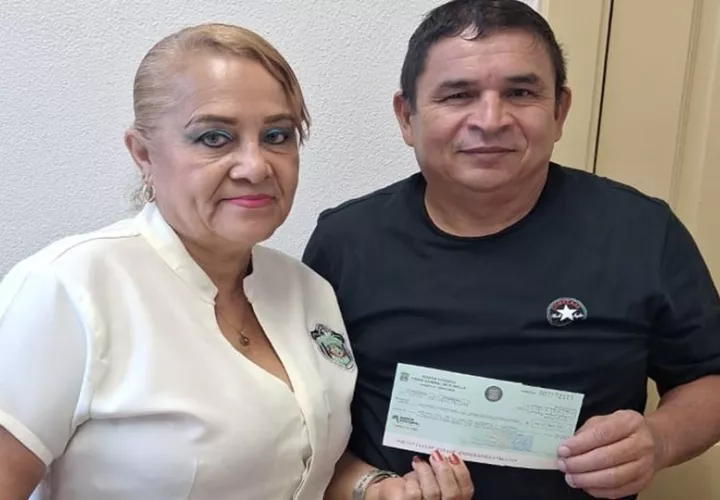 El ministerio tiene más de 200 cheques por entregar. Foto: Cortesía