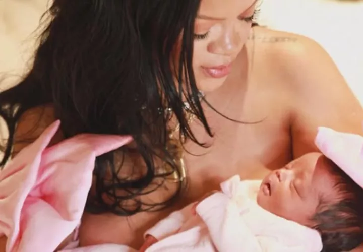 Rihanna y su hija Rocki Irish Mayers. Foto: @badgalriri
