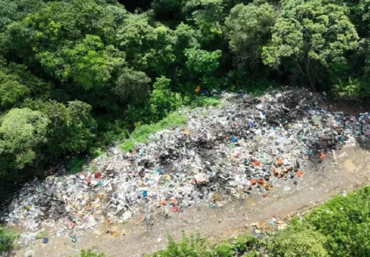 Vertedero improvisado en la provincia de Colón. 