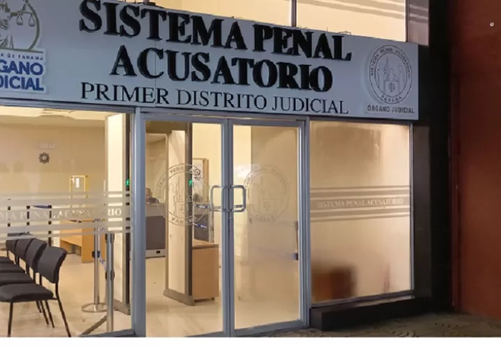 Son los primeros beneficiarios de los auxilios económicos otorgados por Bernardo Meneses que son imputados. Foto: Internet