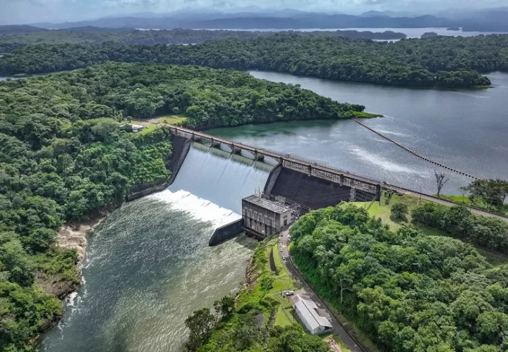 Estas acciones son cruciales para reservar los recursos hídricos. Foto: Canal de Panamá