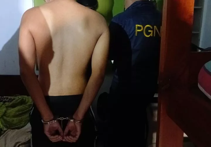 En la vivienda se ubicaron y decomisaron equipos tecnológicos que posiblemente fueron utilizados para la comisión de los delitos. Foto. Policía Nacional