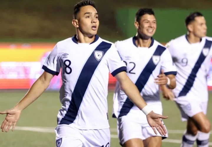 El equipo de Guatemala se encuentra listo para enfrentar Surinan en Paramaribo. Foto: EFE
