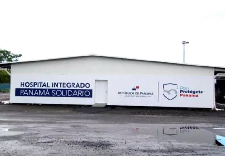 Inmediaciones del hospital modular están siendo utilizadas por la empresa MiBus como estacionamiento. Foto: Archivo 
